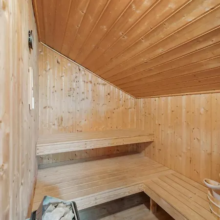 Cozy In With Sauna