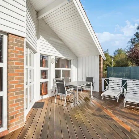Holiday home Cozy In With Sauna Otterndorf